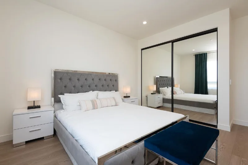 Stylish 2BR/2BA in Glendale with Free Parking!